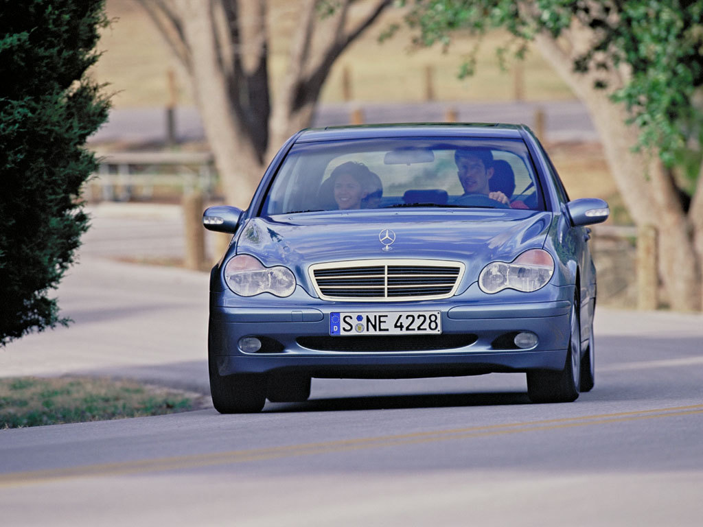 Мercedes C-klasse W203 Седан