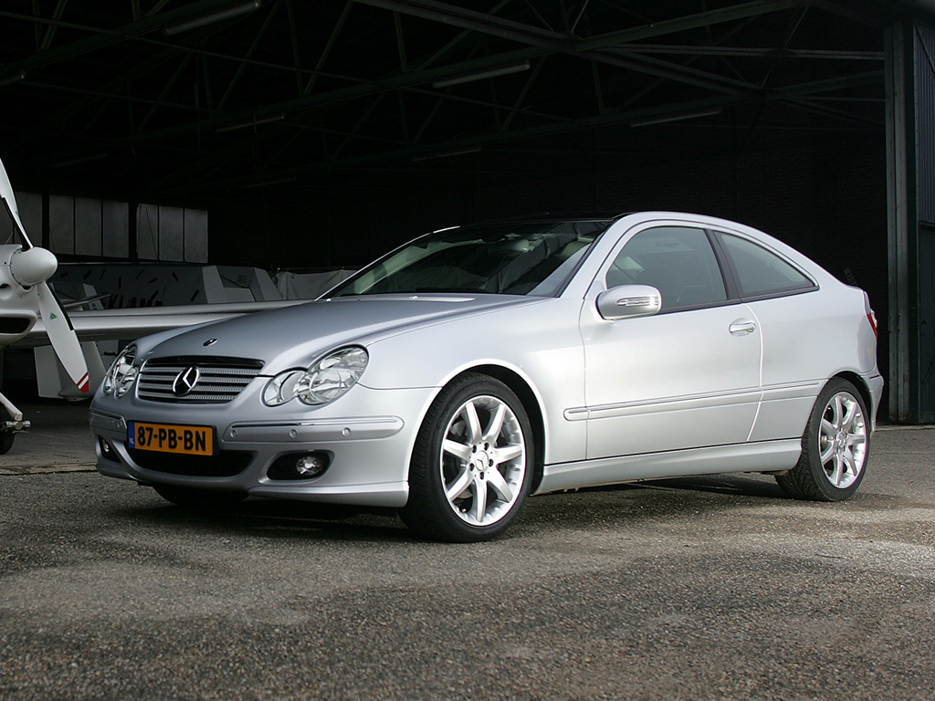 Мercedes C-klasse W203 Купе