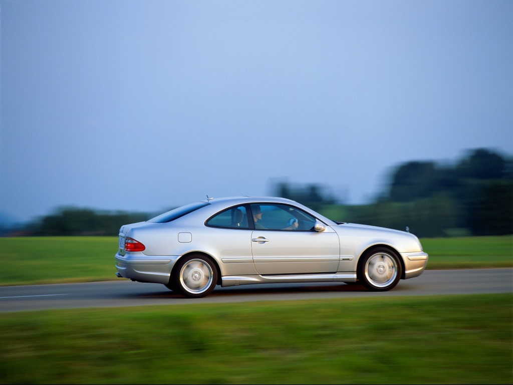 Мercedes CLK-klasse C208 Купе