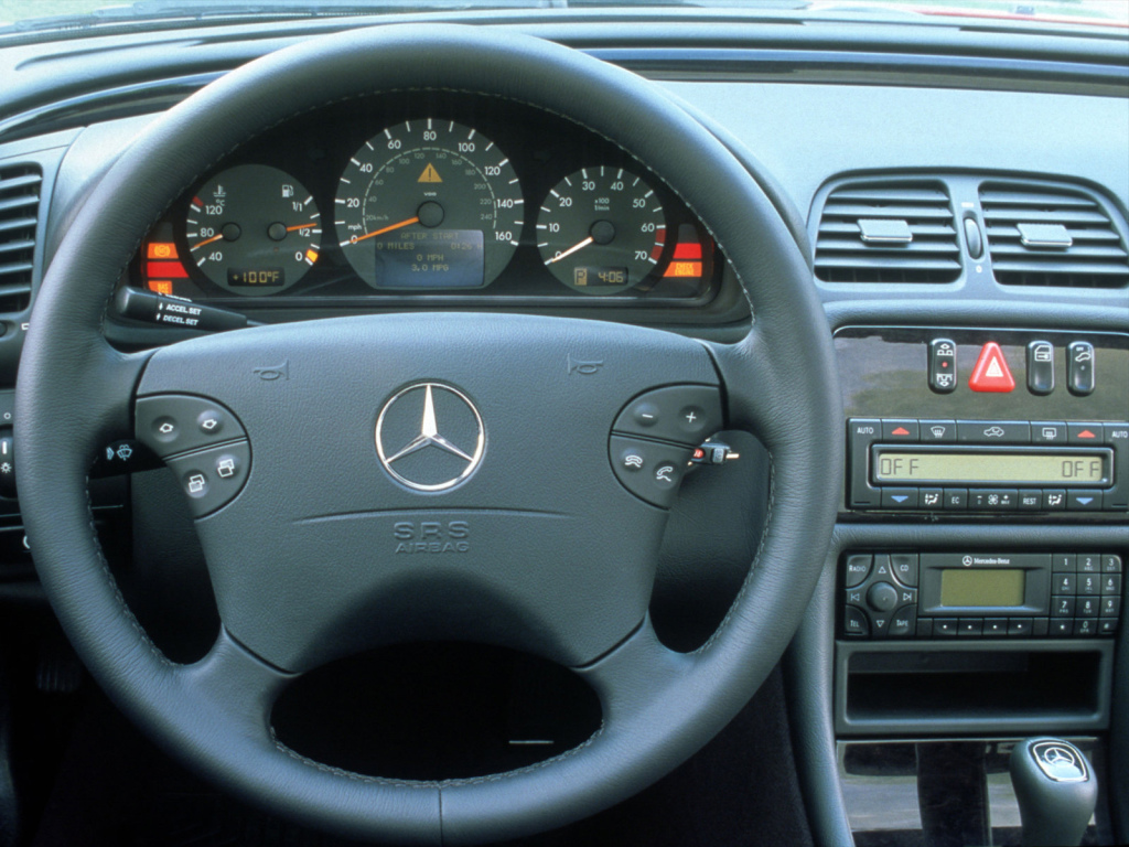 Мercedes CLK-klasse C208 Кабриолет