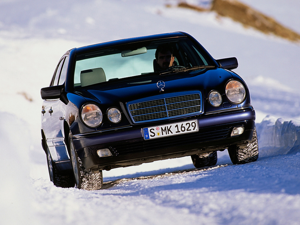 Мercedes E-klasse W210 Седан