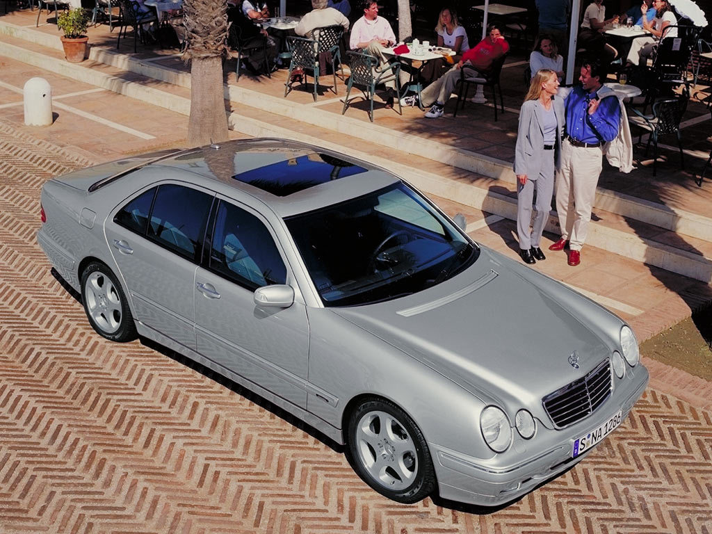 Мercedes E-klasse W210 Седан