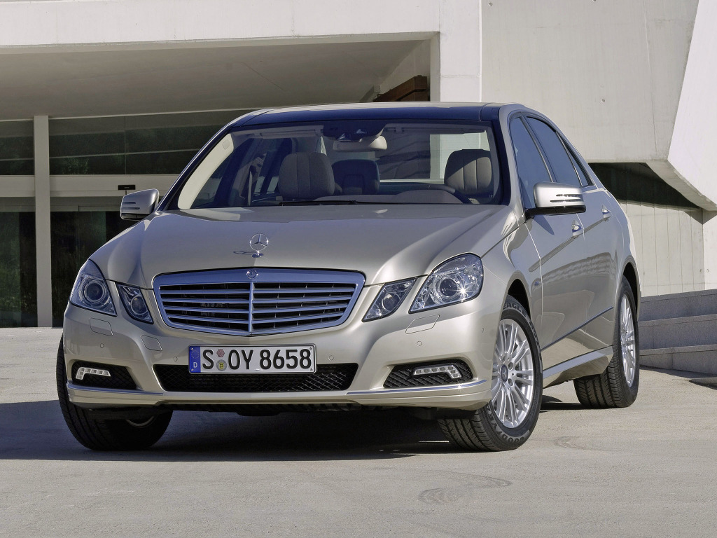 Мercedes E-klasse W212 Седан