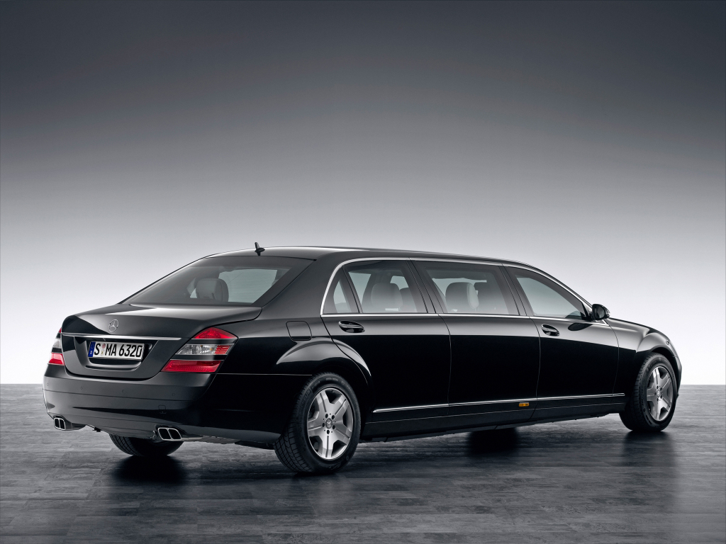 Мercedes S-klasse W221 Лимузин Pullman