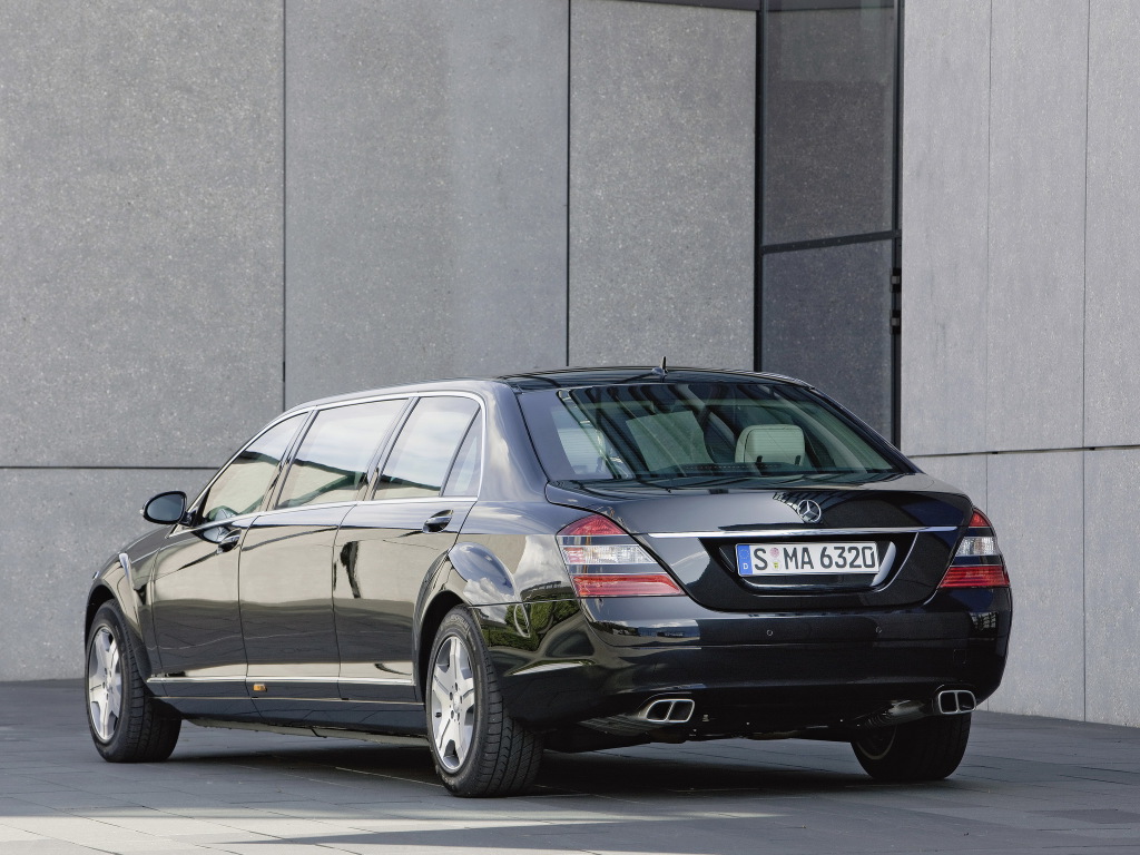 Мercedes S-klasse W221 Лимузин Pullman