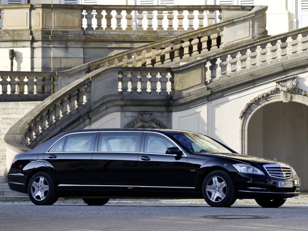 Мercedes S-klasse W221 Лимузин Pullman