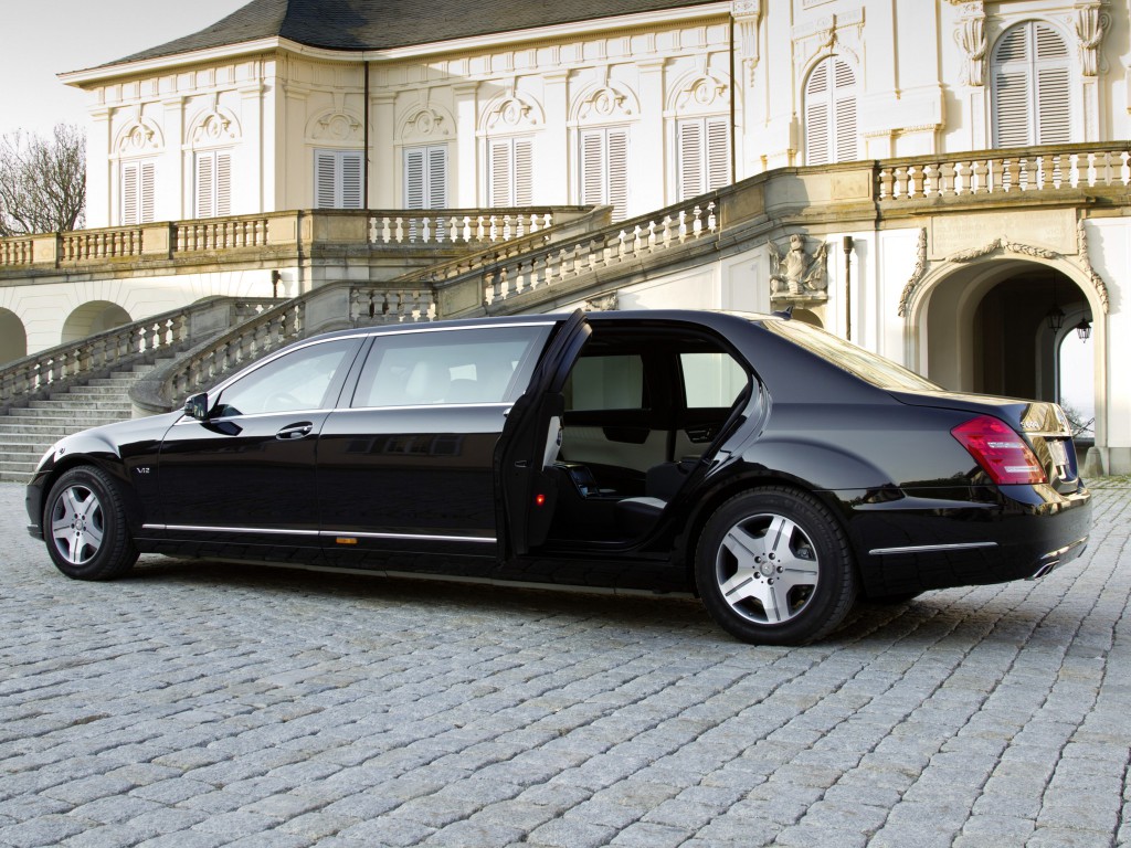 Мercedes S-klasse W221 Лимузин Pullman