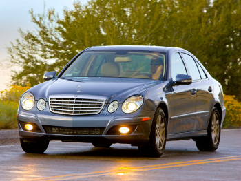 W211 Седан